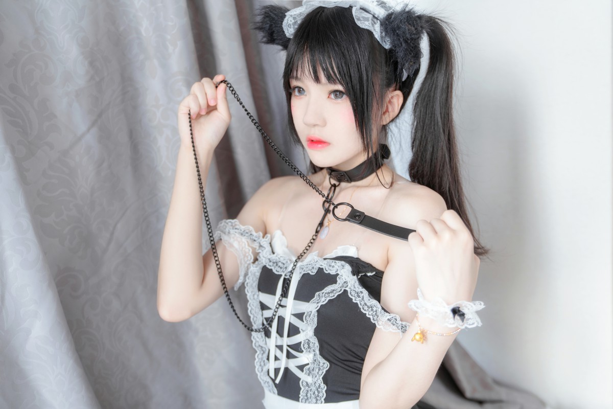 桜桃喵系列写真Vol.029 – 黑猫妹抖